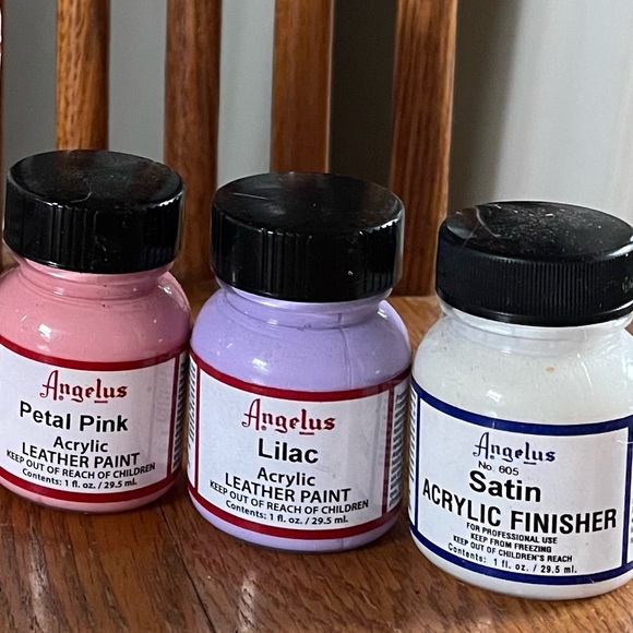 Angelus Leather Paint - Picture 3 of 4